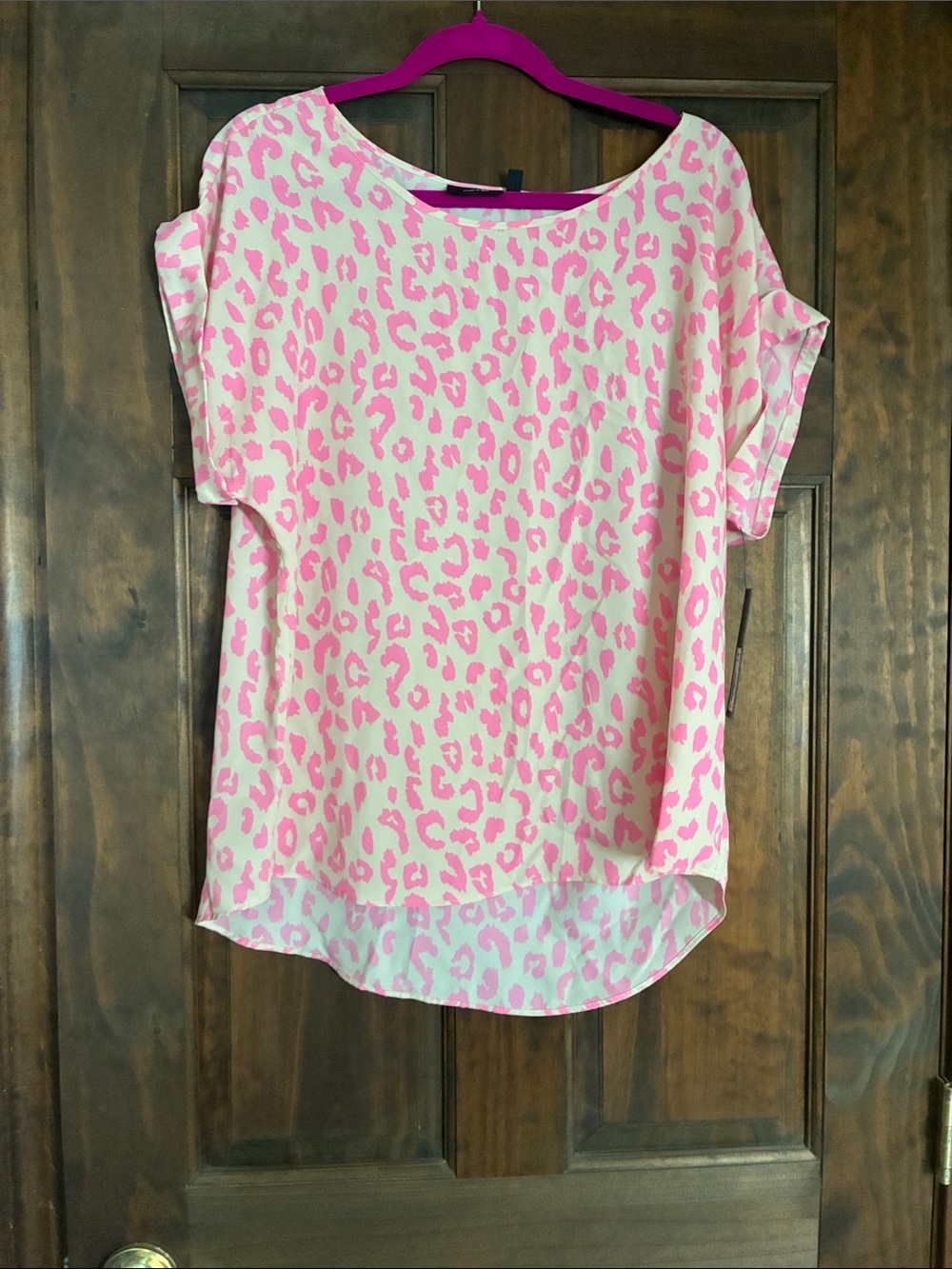 Apt. 9 Pink Leopard Print Short Sleeve Blouse
